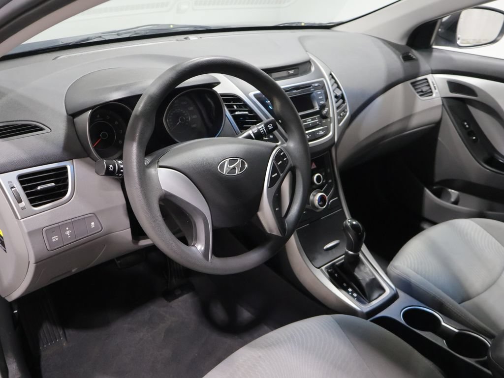 Used 2016 Hyundai Elantra SE FWD image 13