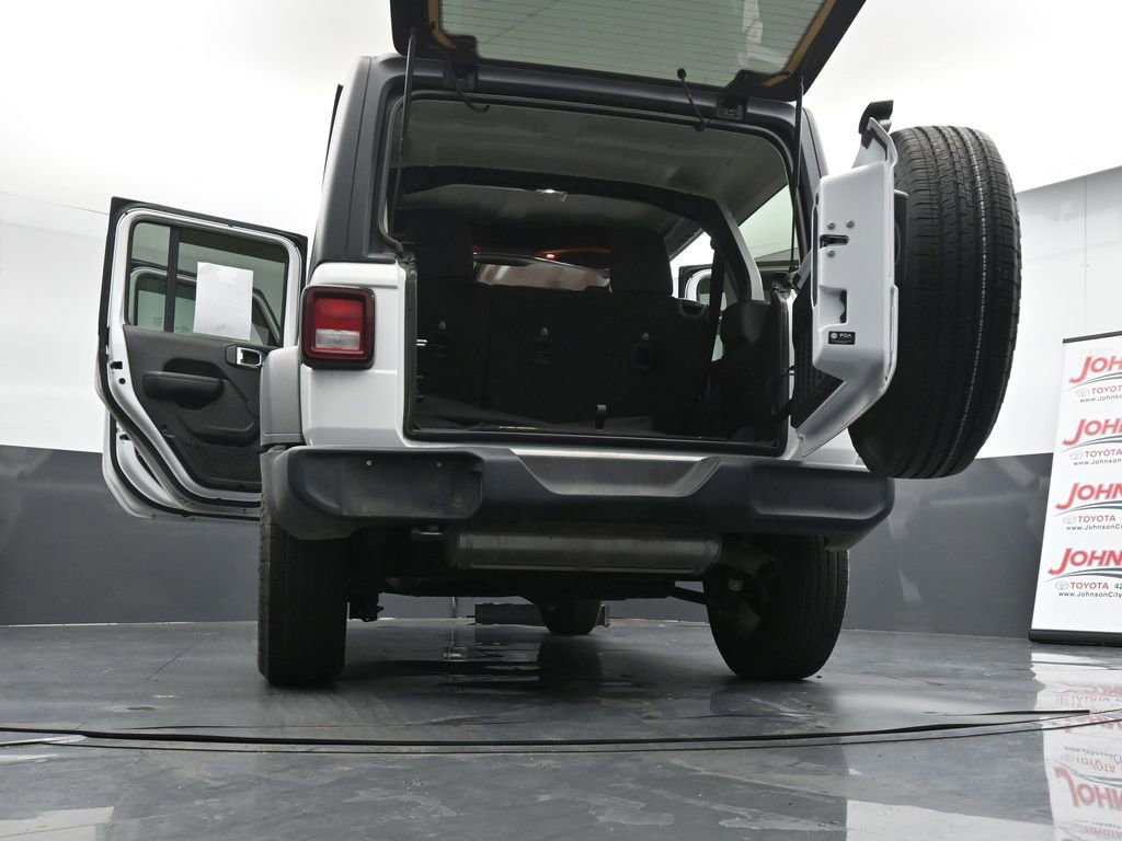 Used 2024 Jeep Wrangler Sport S image 30