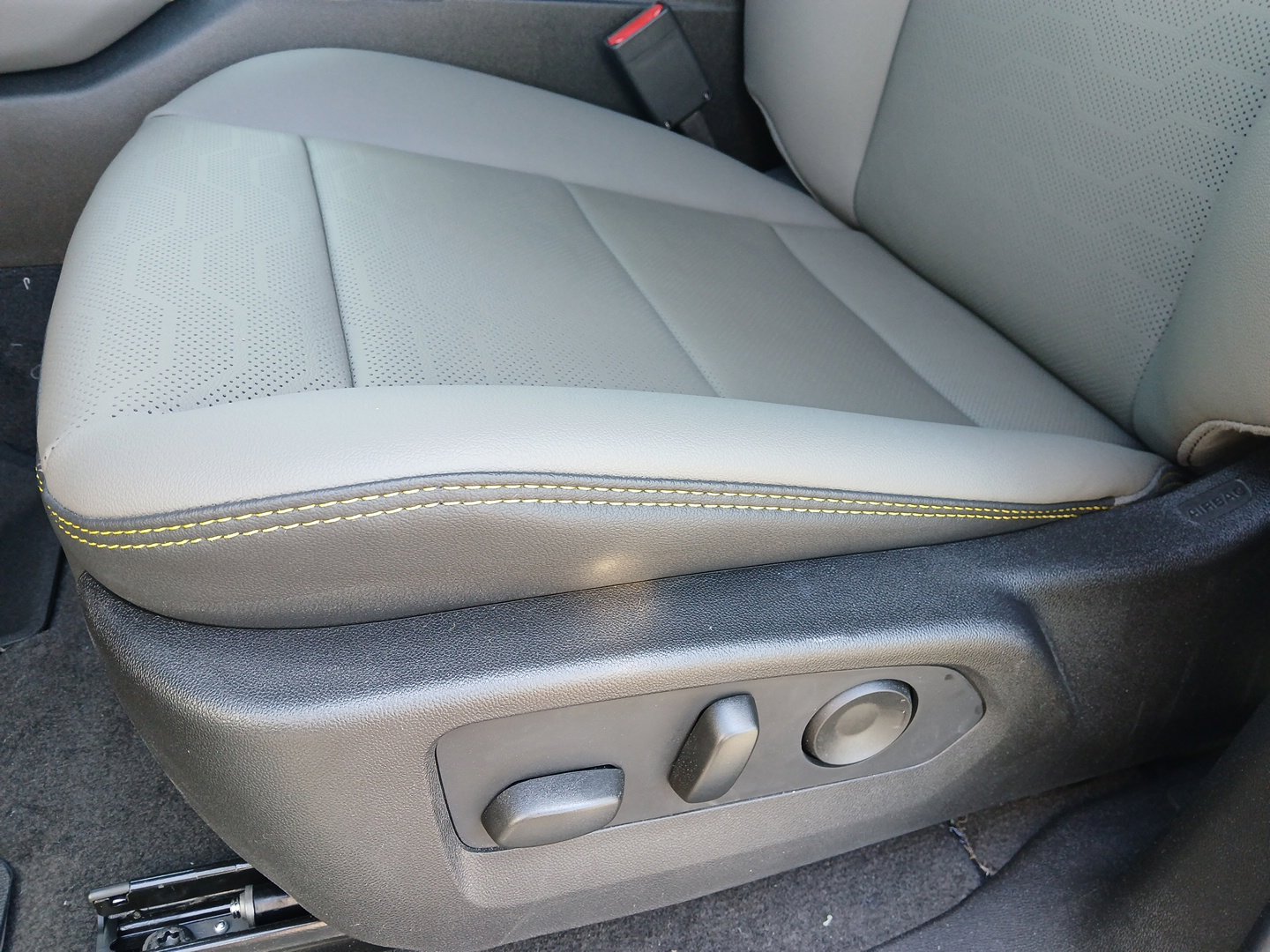 New 2026 Chevrolet Colorado ZR2 w/ Technology Package image 20