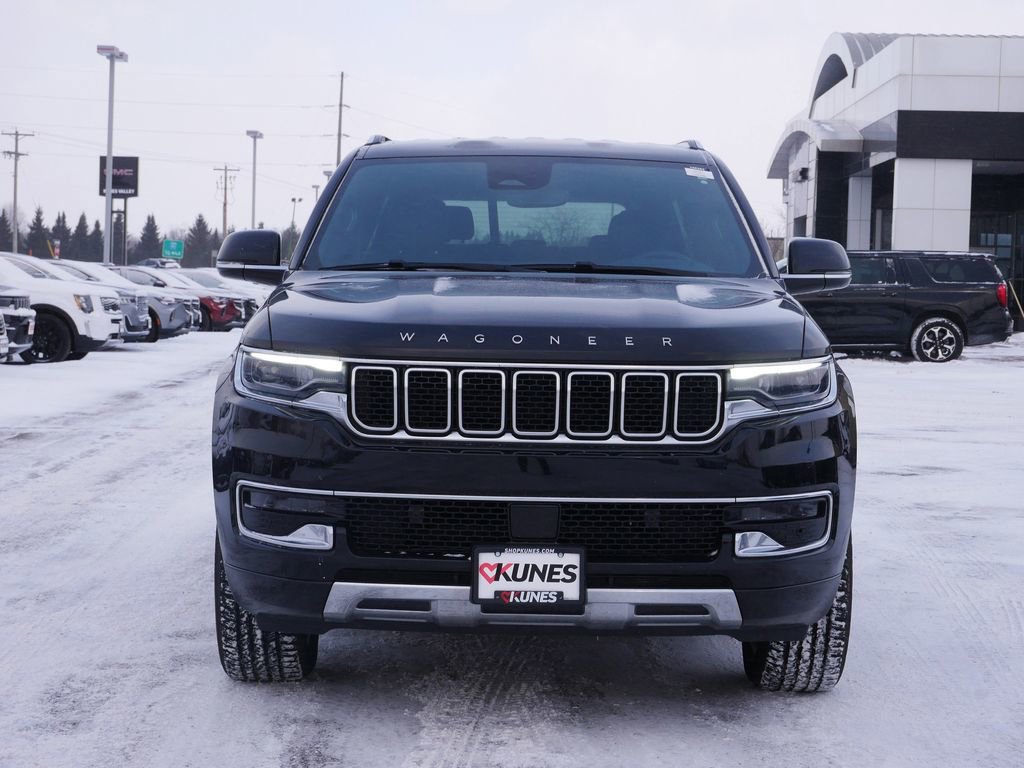 Used 2024 Jeep Wagoneer Series III image 2