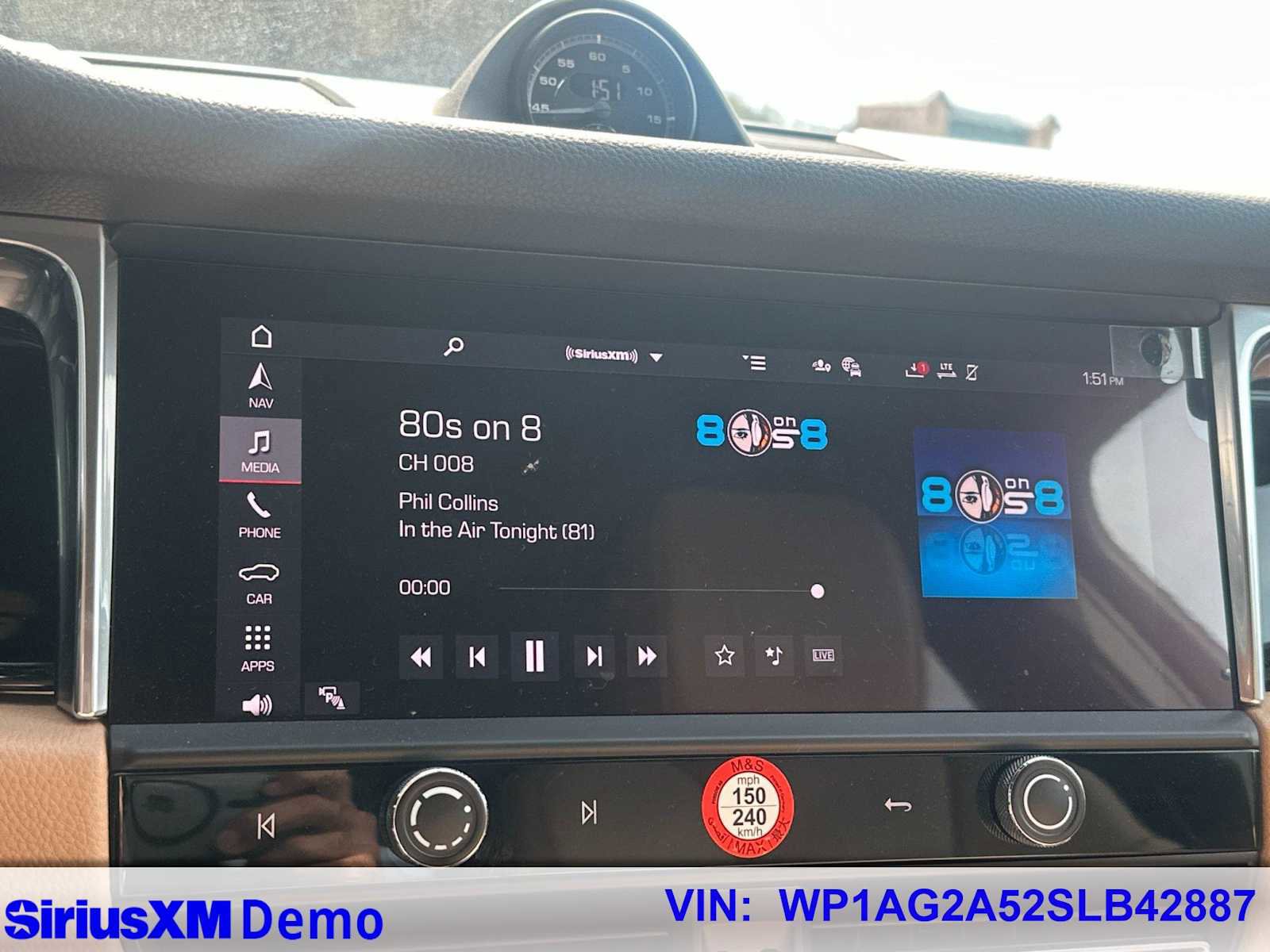 Certified 2025 Porsche Macan S image 29