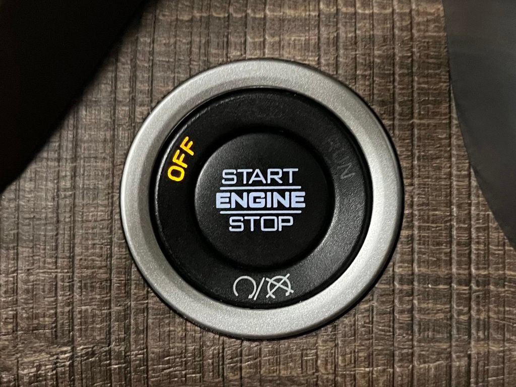 Used 2024 RAM 3500 Limited w/ Safety Group AWD/4WD image 34