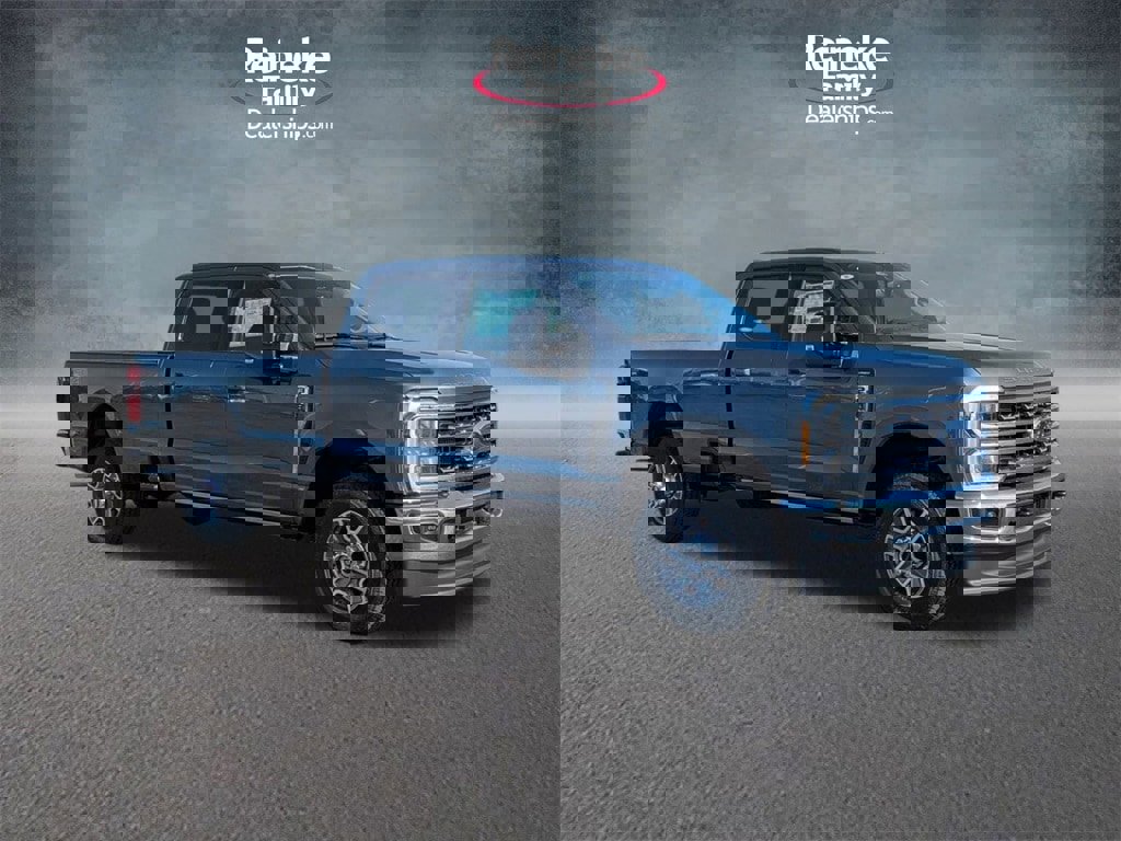 New 2026 Ford F250 Lariat w/ FX4 Off-Road Package image 3