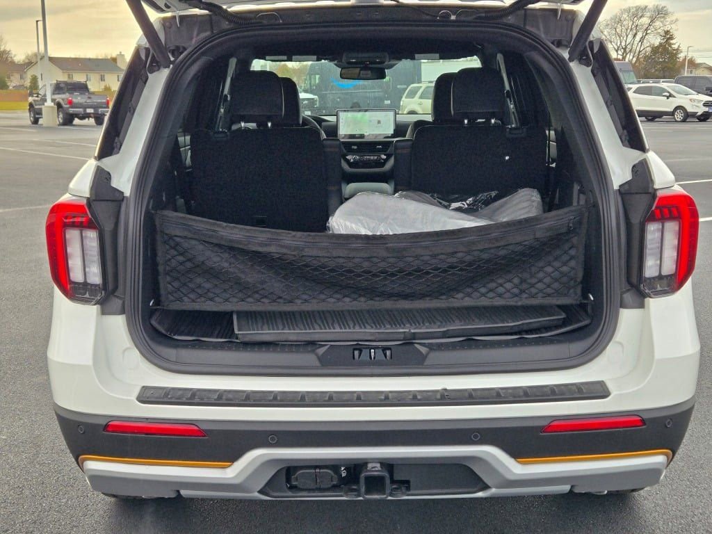 New 2026 Ford Explorer Tremor w/ Tremor Convenience Package image 16