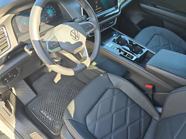 Used 2024 Volkswagen Atlas Cross Sport SE AWD/4WD image 14