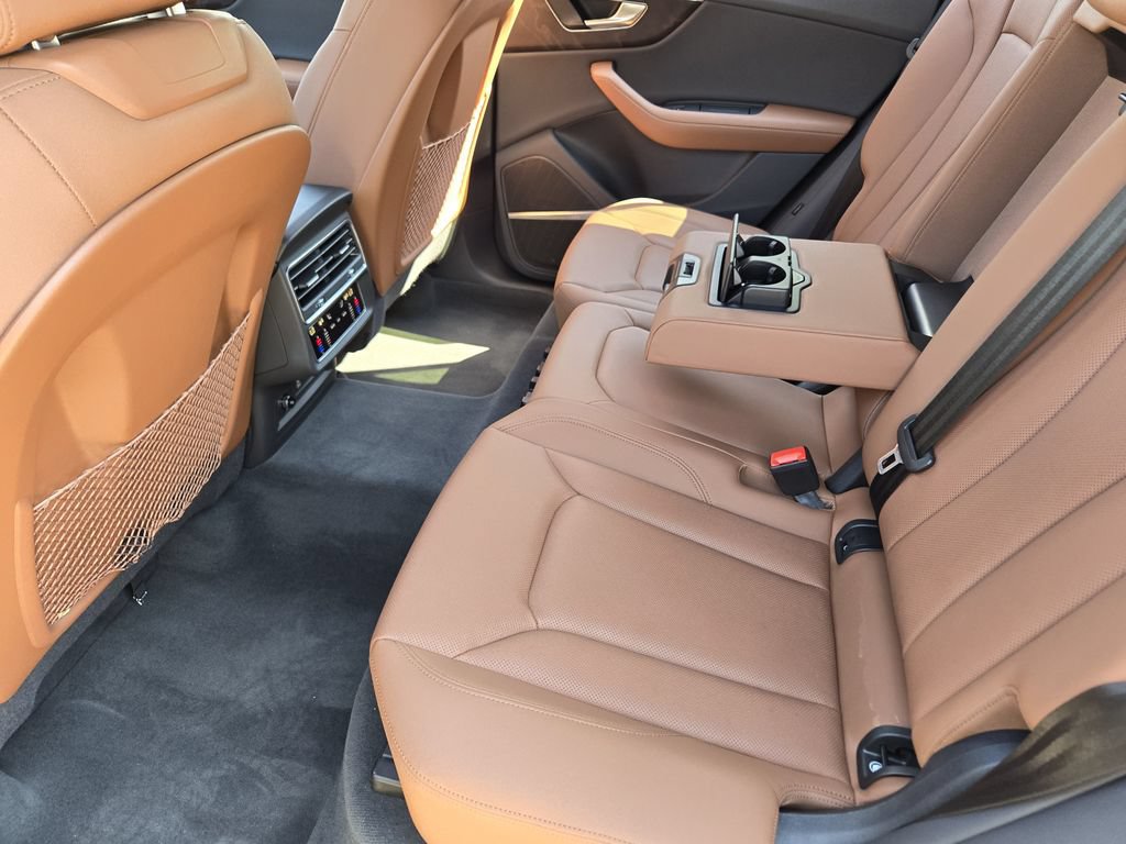 Certified 2023 Audi Q8 Premium Plus w/ Premium Plus Package AWD/4WD image 40