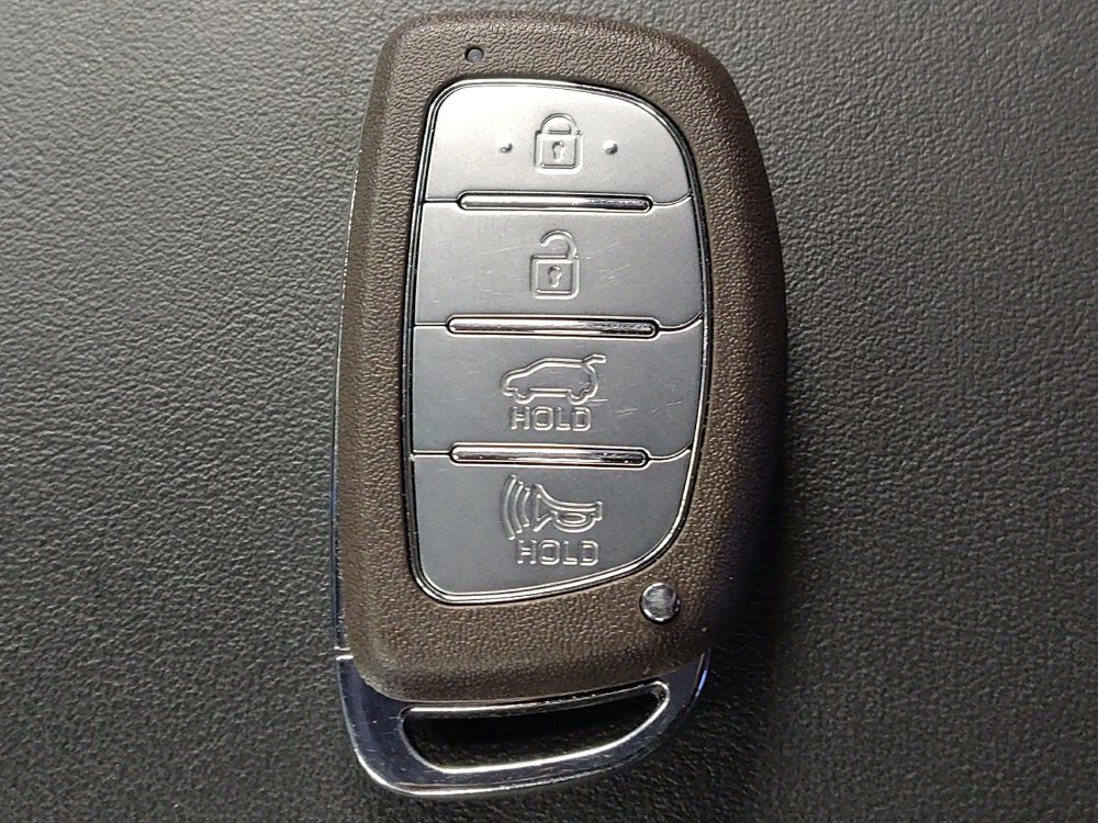 Used 2019 Hyundai Tucson Ultimate w/ Cargo Package AWD/4WD image 32