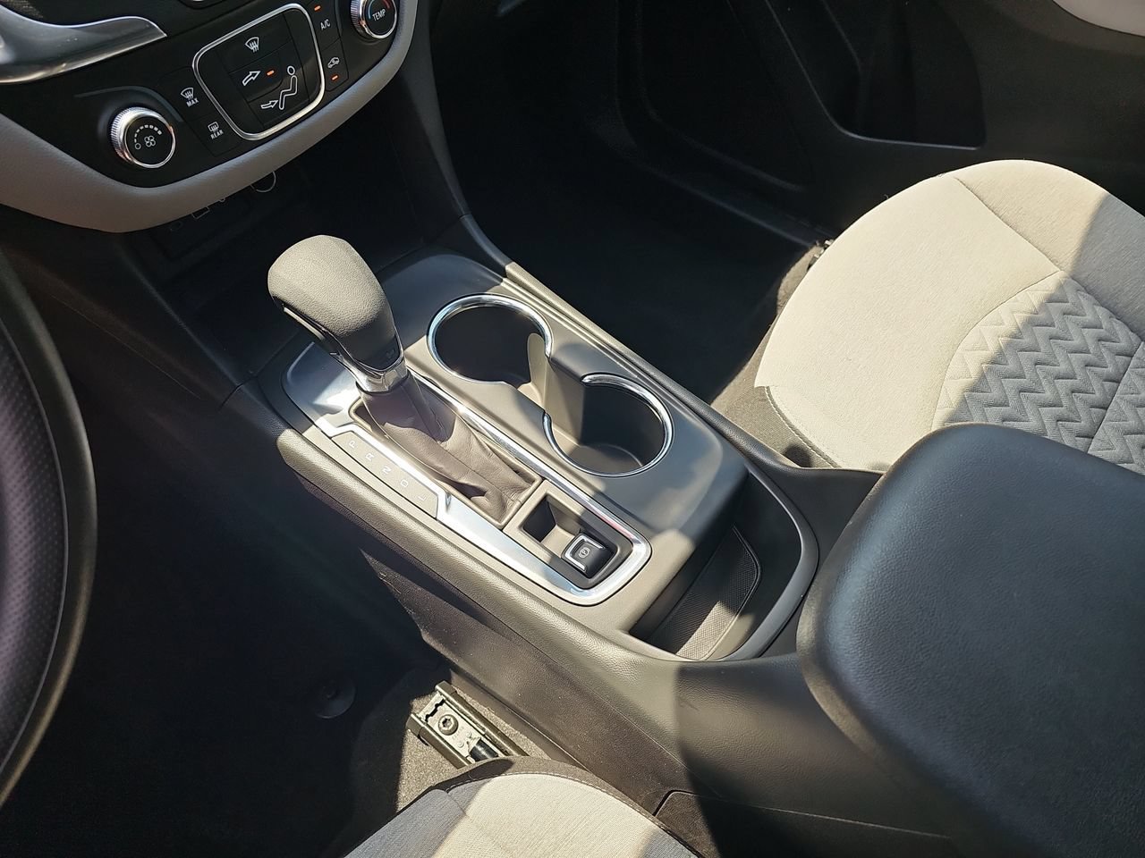 Certified 2023 Chevrolet Equinox LS w/ LS Convenience Package FWD image 29