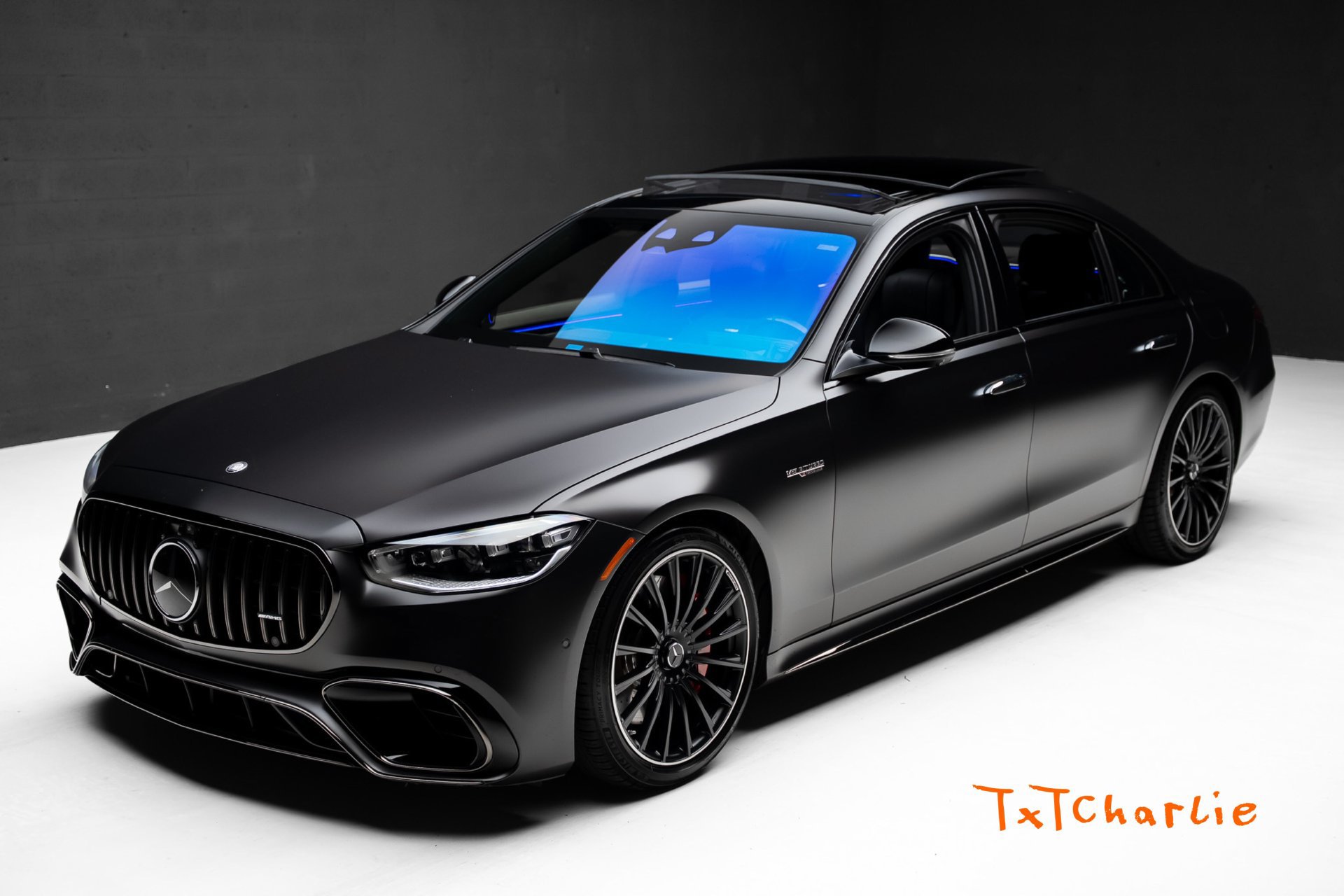 Used 2024 Mercedes-Benz S 63 AMG S image 1