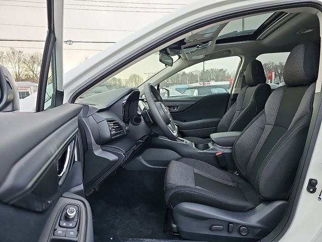Used 2025 Subaru Outback Premium image 14