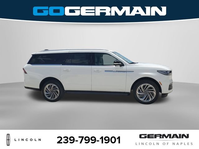 New 2026 Lincoln Navigator L Premier AWD/4WD image 6