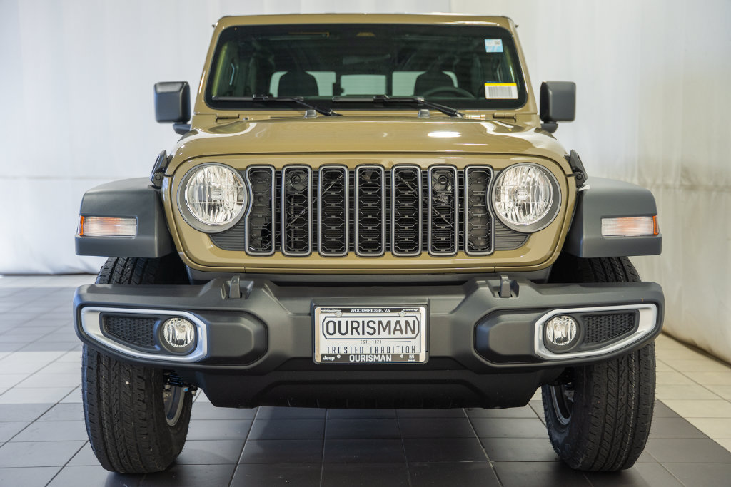 New 2027 Jeep Gladiator Sport AWD/4WD image 2
