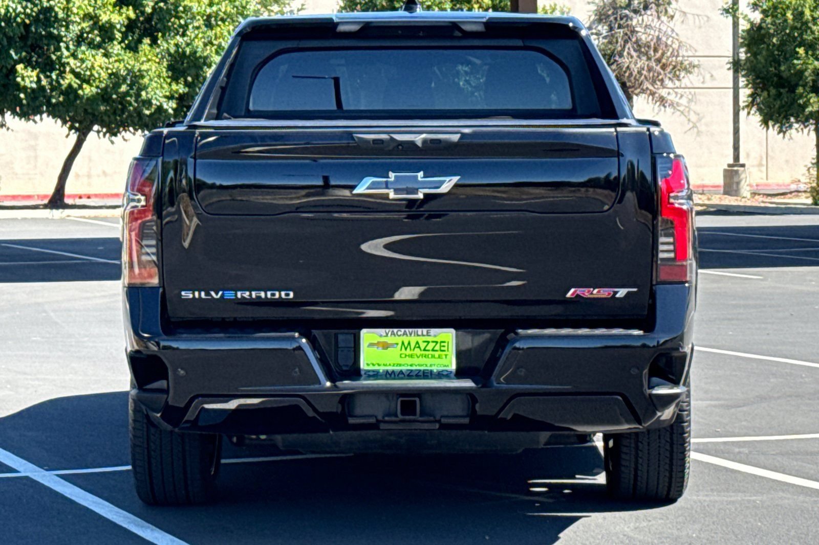 Used 2025 Chevrolet Silverado EV RST AWD/4WD image 12