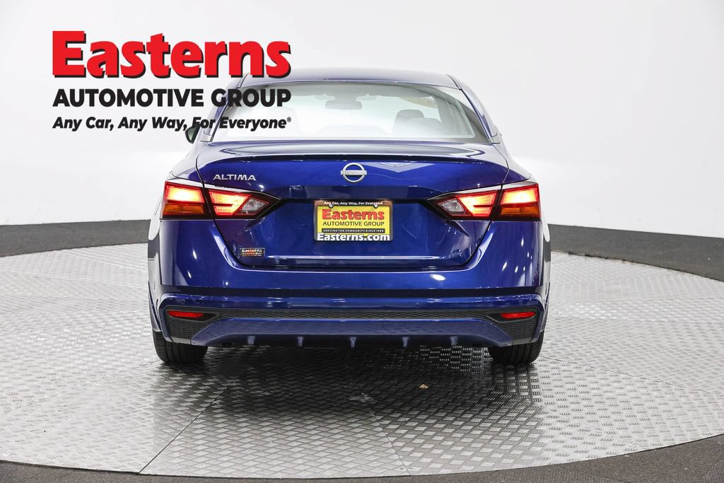 Used 2024 Nissan Altima 2.5 S FWD image 6