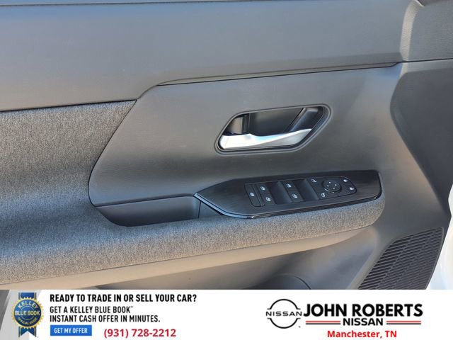 Certified 2025 Nissan Kicks SV image 26