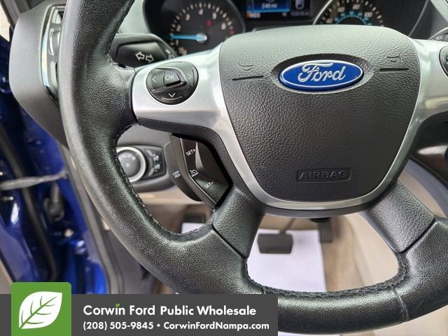 Used 2016 Ford Escape Titanium w/ Equipment Group 301A AWD/4WD image 14