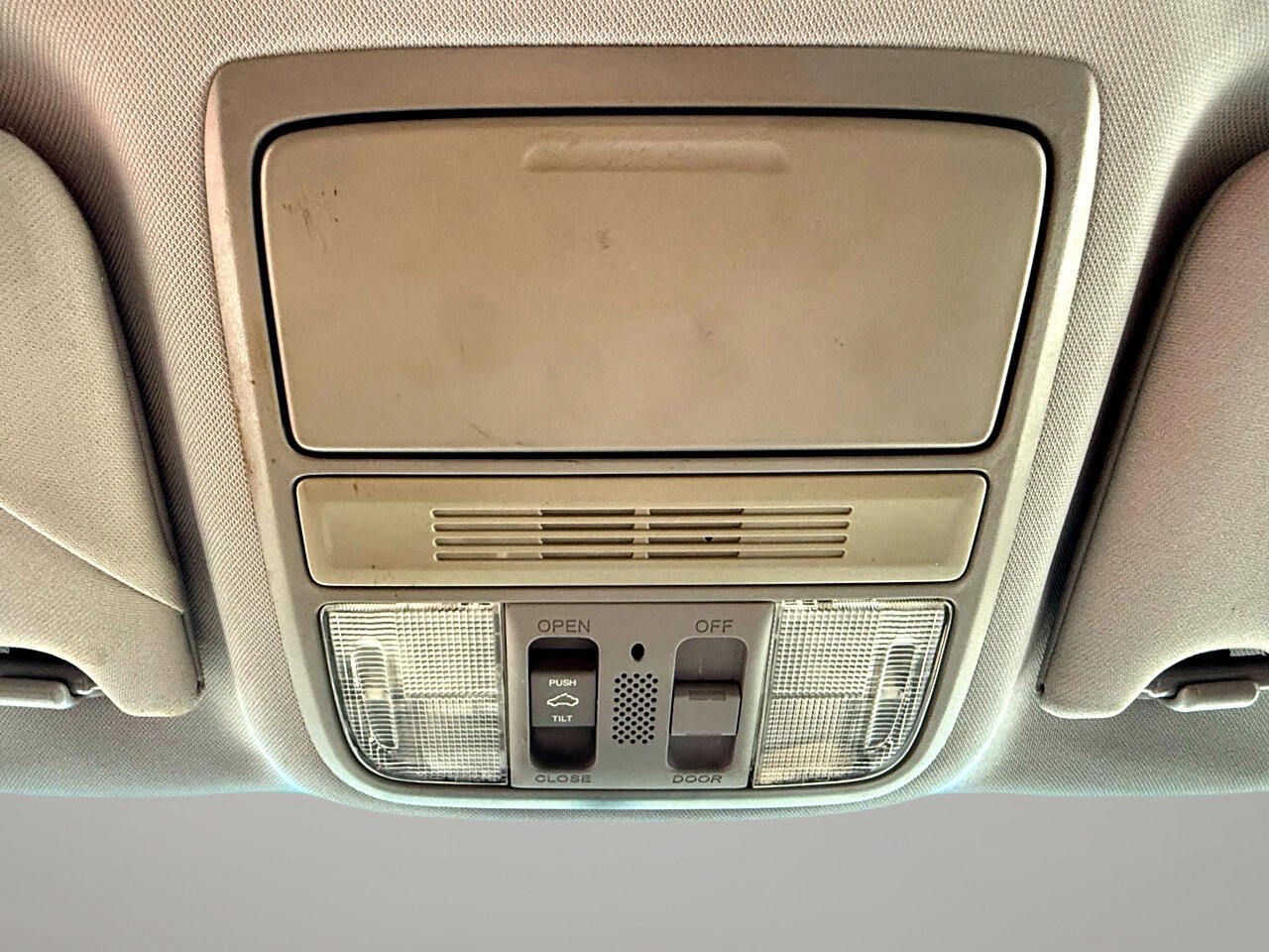 Used 2010 Honda Crosstour EX image 20