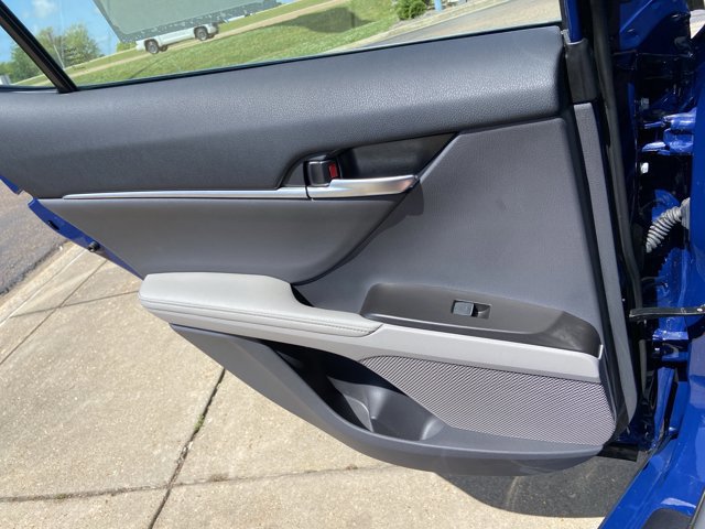 Used 2024 Toyota Camry XLE image 49