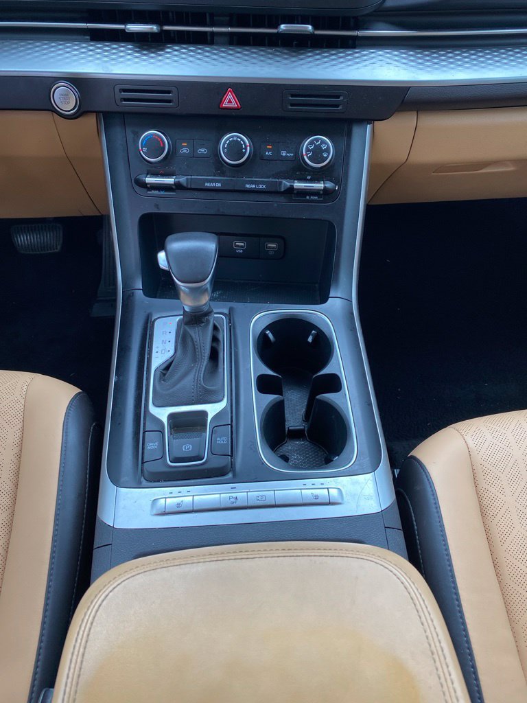 Certified 2024 Kia Carnival LX FWD image 18