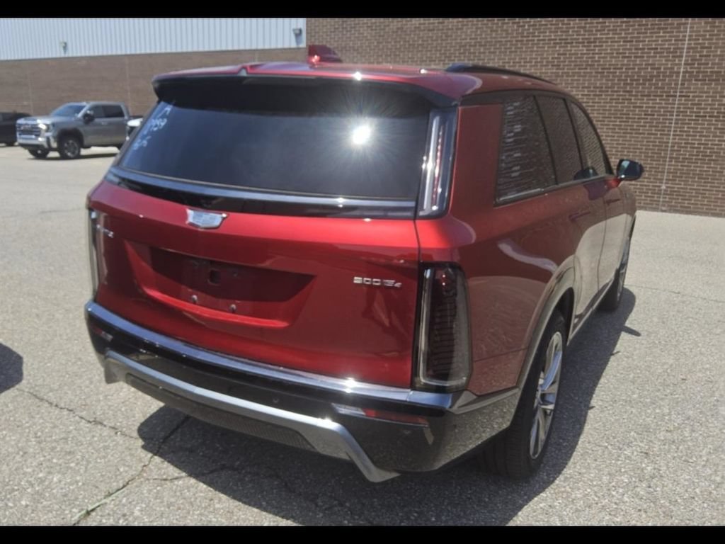 Used 2026 Cadillac Vistiq Sport w/ LPO, Floor Liner Package AWD/4WD image 9