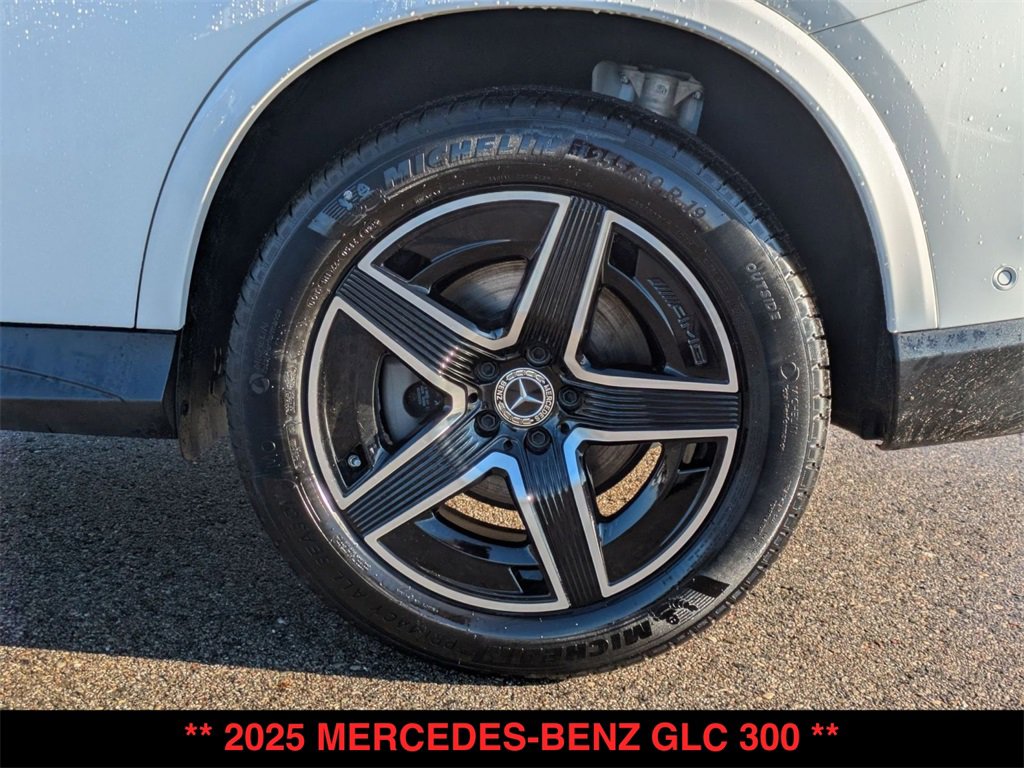 Certified 2025 Mercedes-Benz GLC 300 4MATIC image 33