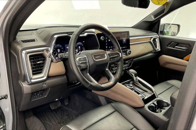 Used 2023 GMC Canyon Denali image 14