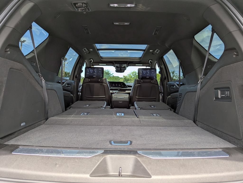 Used 2021 Cadillac Escalade Sport w/ Driver Assist Tech Package AWD/4WD image 52