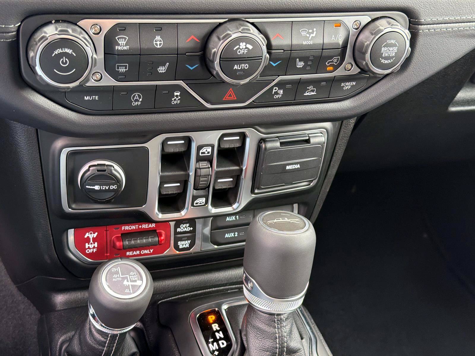 New 2026 Jeep Gladiator Rubicon AWD/4WD image 16