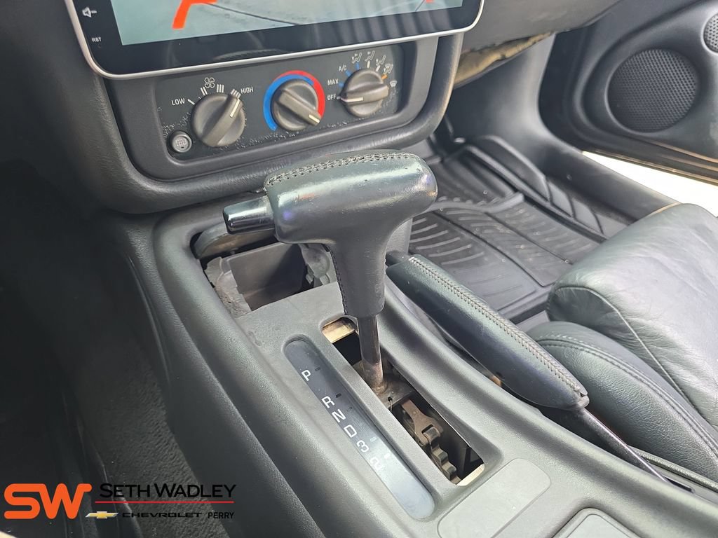 Used 1994 Pontiac Firebird Trans Am RWD image 26