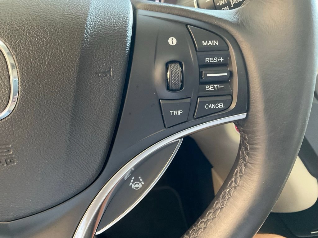 Used 2016 Acura MDX w/ Technology Package AWD/4WD image 13