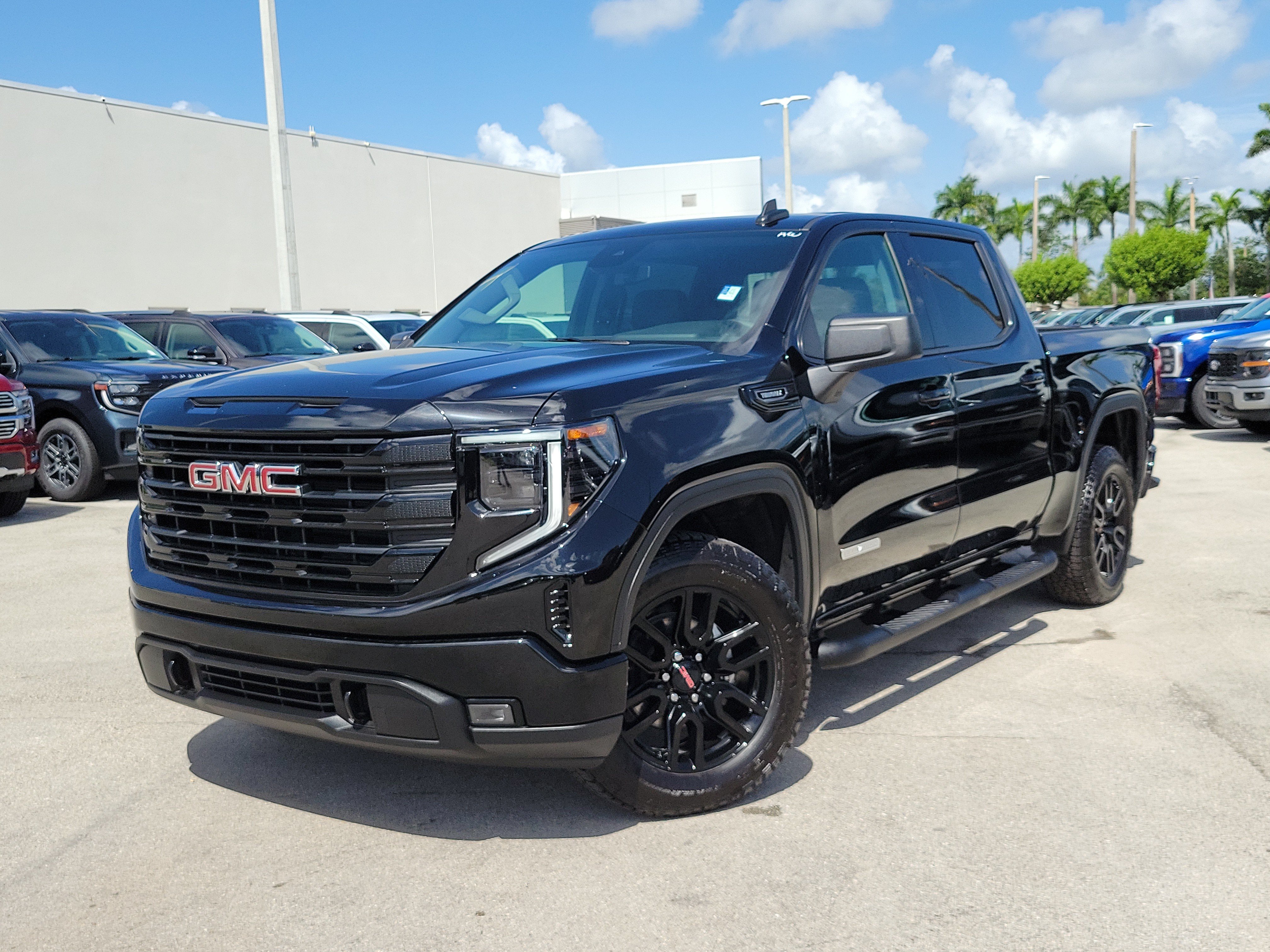 Used 2026 GMC Sierra 1500 Elevation w/ Elevation Select Package
