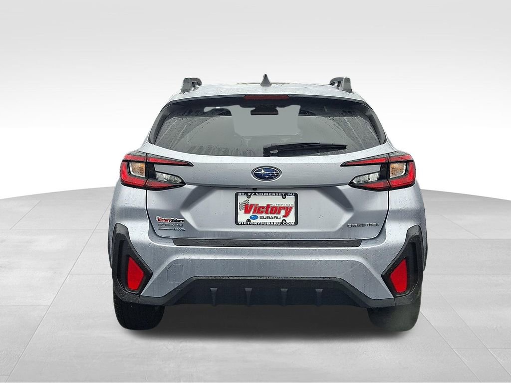 Used 2024 Subaru Crosstrek 2.0i Premium image 5