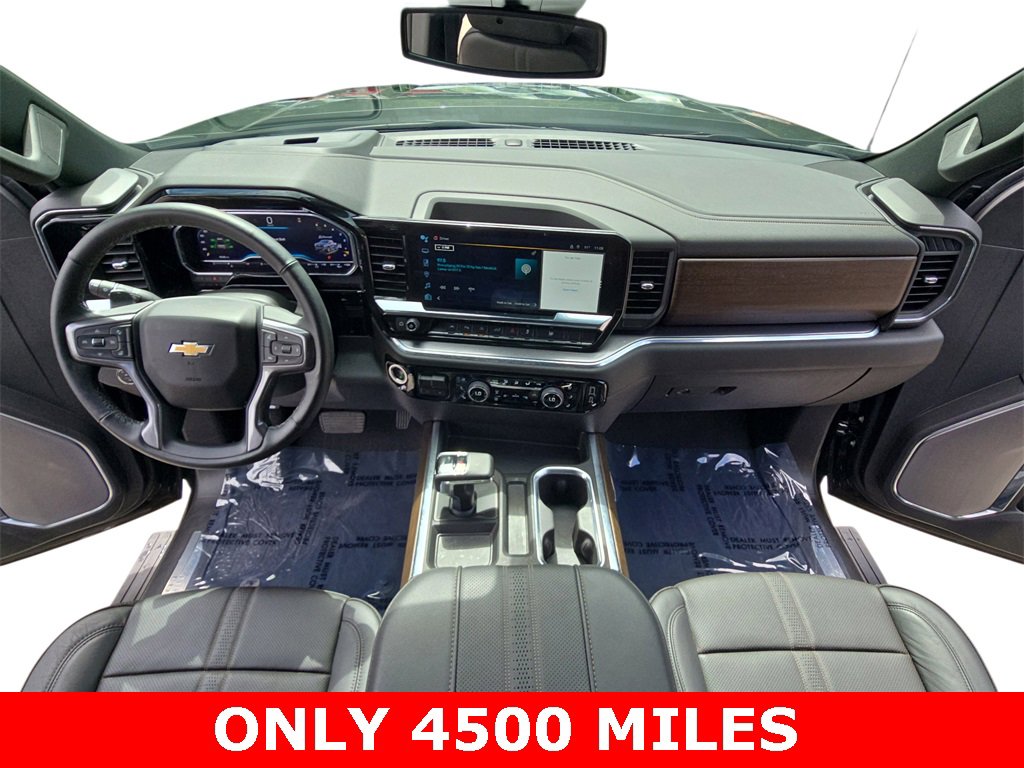 Used 2024 Chevrolet Silverado 1500 High Country w/ High Country Premium Package image 9