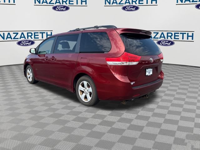 Used 2012 Toyota Sienna LE FWD image 5