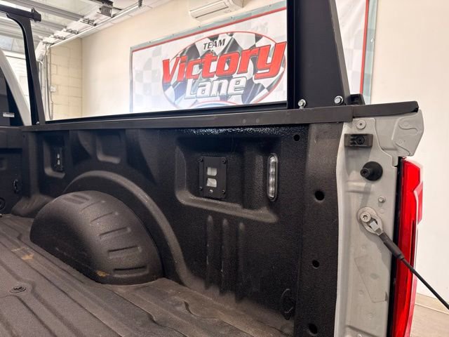 Used 2025 Ford F350 Lariat w/ Lariat Ultimate Package image 9