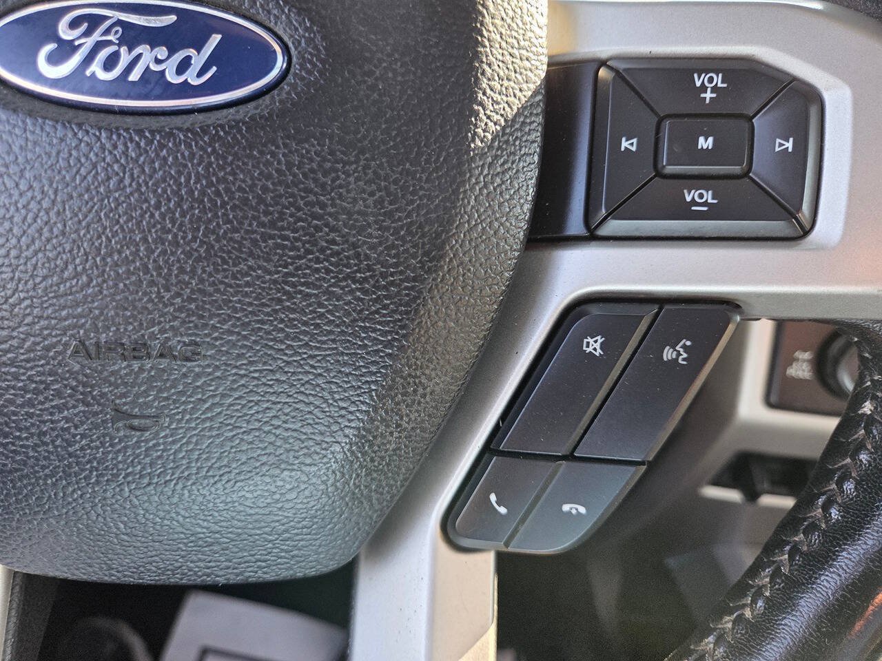 Used 2019 Ford F250 Lariat w/ Lariat Ultimate Package AWD/4WD image 14