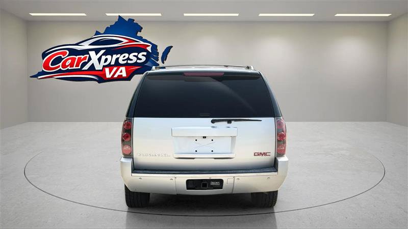 Used 2014 GMC Yukon XL Denali AWD/4WD image 17