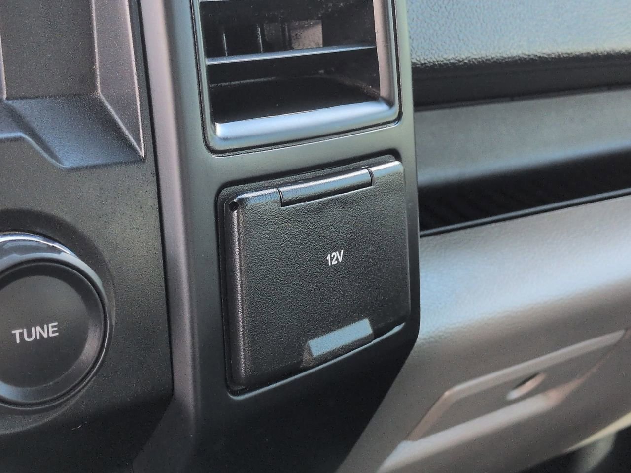 Certified 2020 Ford F150 XL w/ Equipment Group 101A Mid image 21