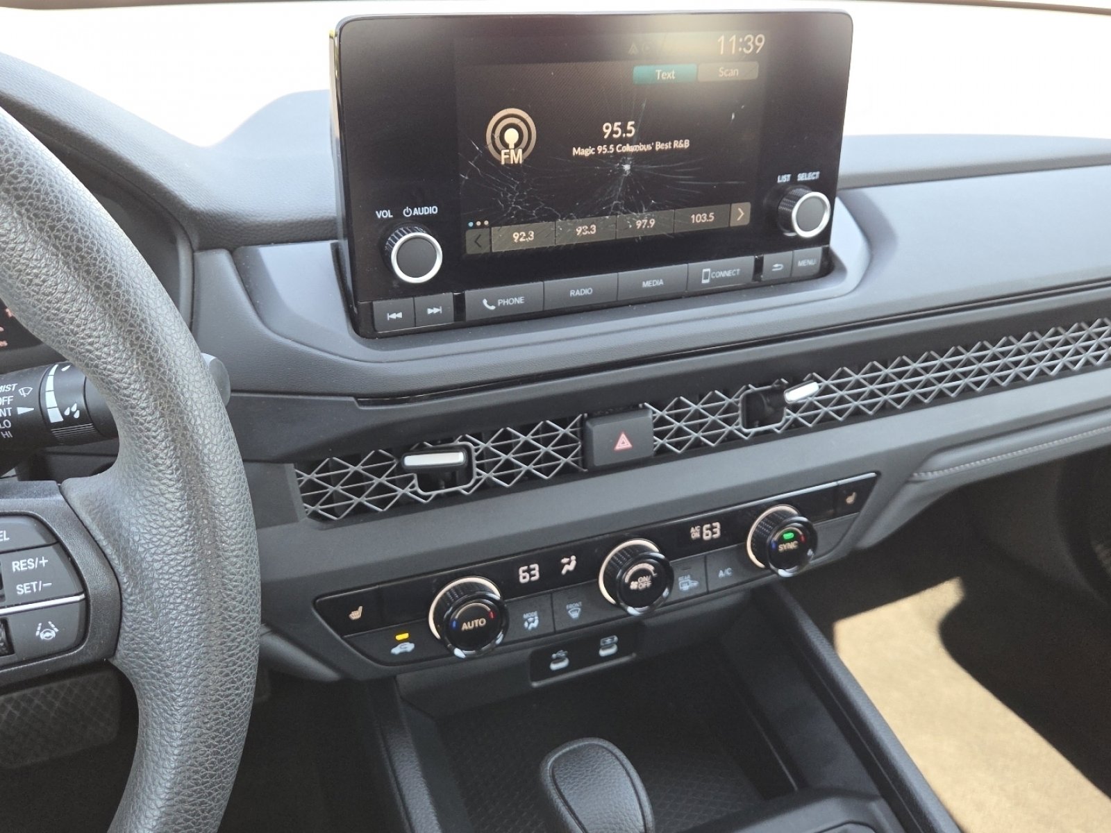 Used 2024 Honda Accord EX image 27
