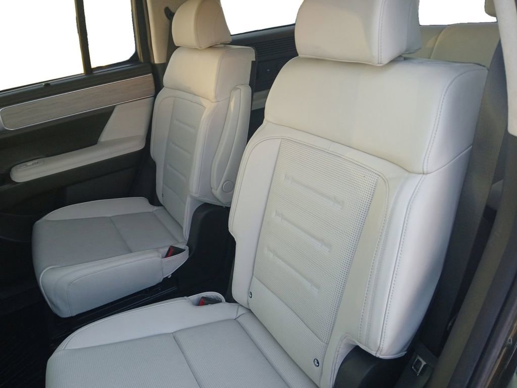 Used 2024 Hyundai Santa Fe Calligraphy image 15