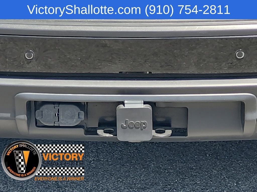 Certified 2022 Jeep Grand Cherokee Laredo X RWD image 25