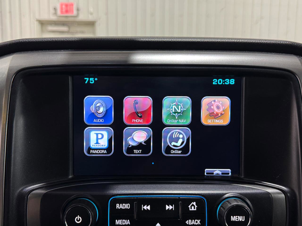 Used 2015 Chevrolet Silverado 2500 LT w/ LT Convenience Package AWD/4WD image 11