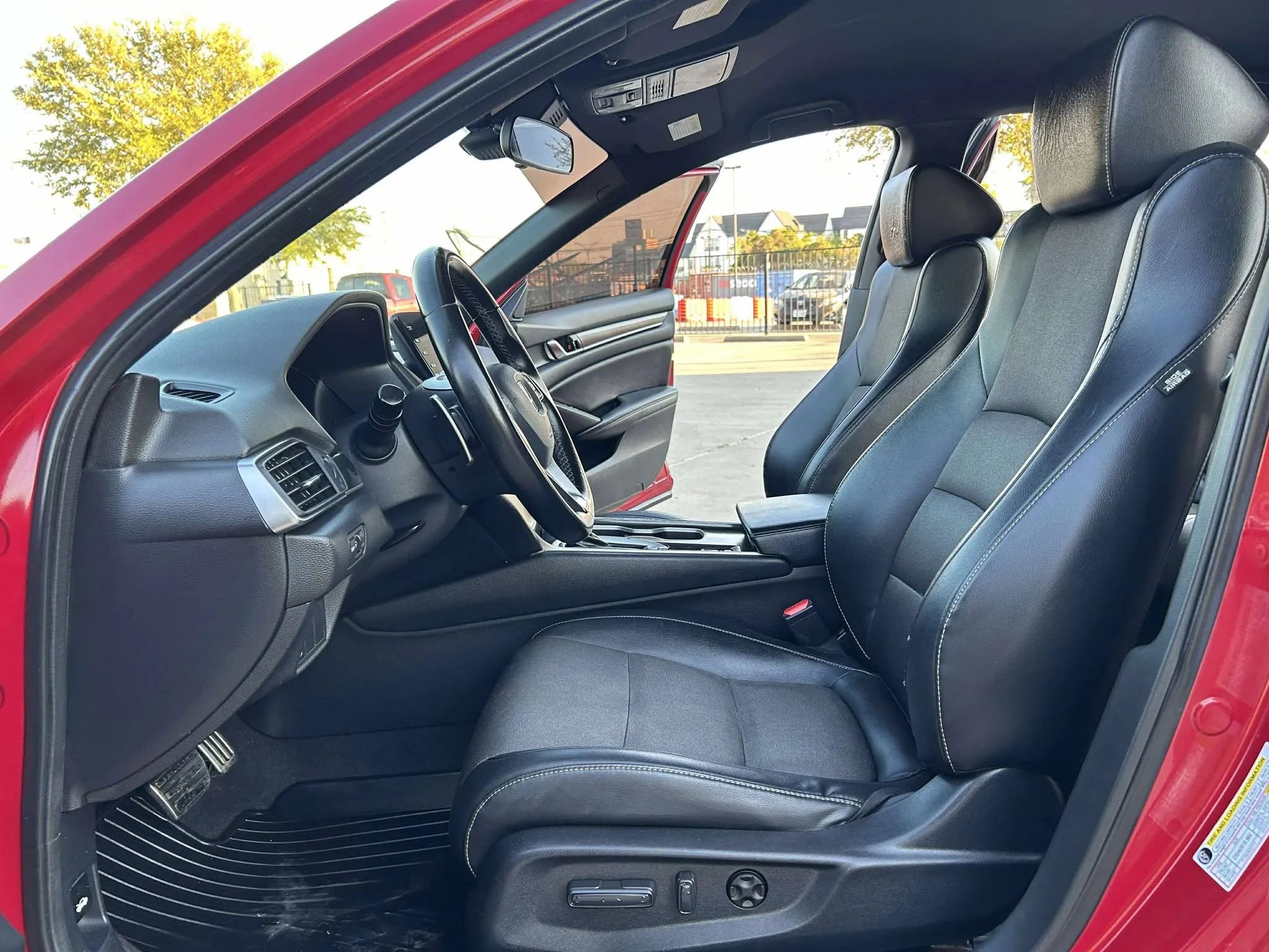 Used 2018 Honda Accord Sport image 21