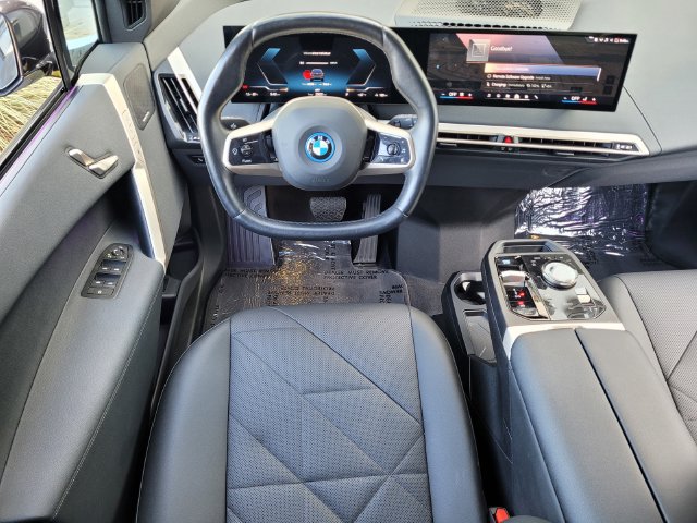 Used 2024 BMW iX xDrive50 w/ Convenience Package AWD/4WD image 16