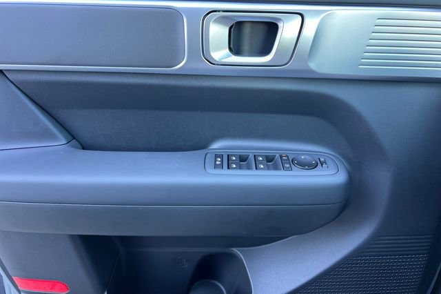 New 2026 Hyundai Santa Fe SE image 11