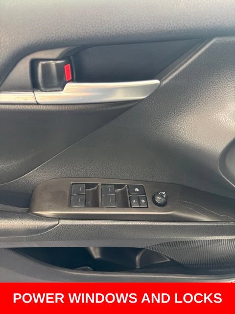 Used 2024 Toyota Camry LE FWD image 4