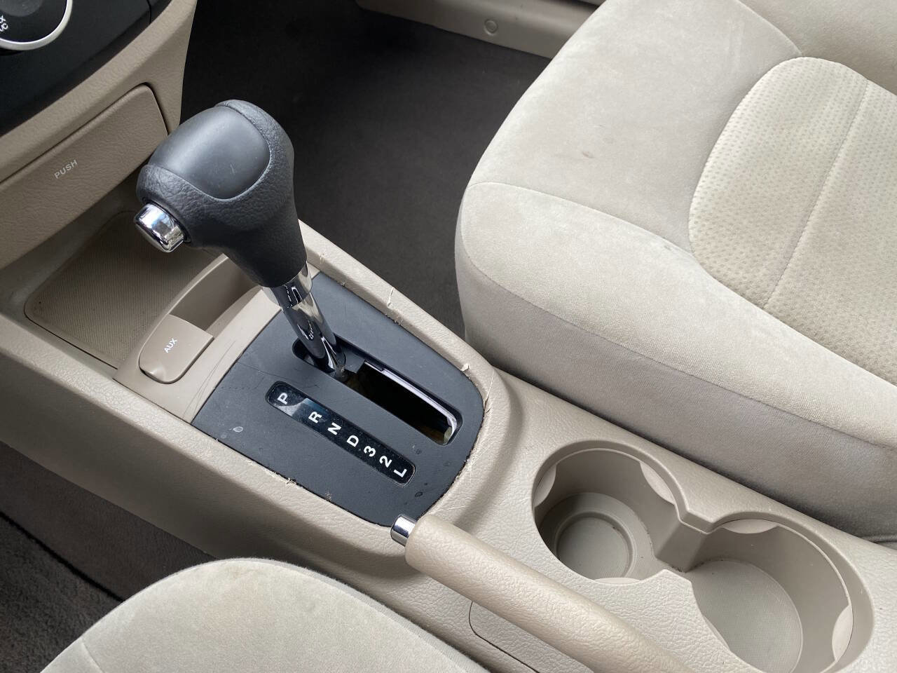 Used 2008 Kia Spectra EX image 30