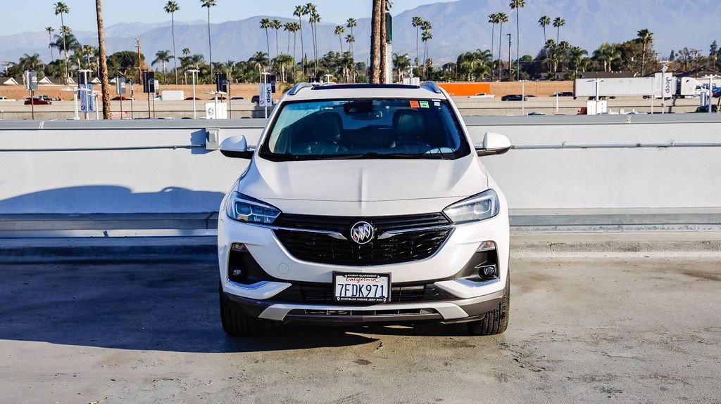 Used 2023 Buick Encore GX Essence w/ Experience Buick Package FWD image 3