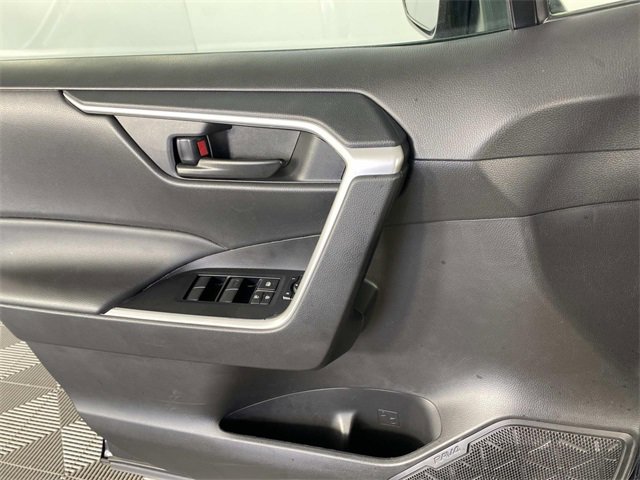 Used 2025 Toyota RAV4 LE image 20