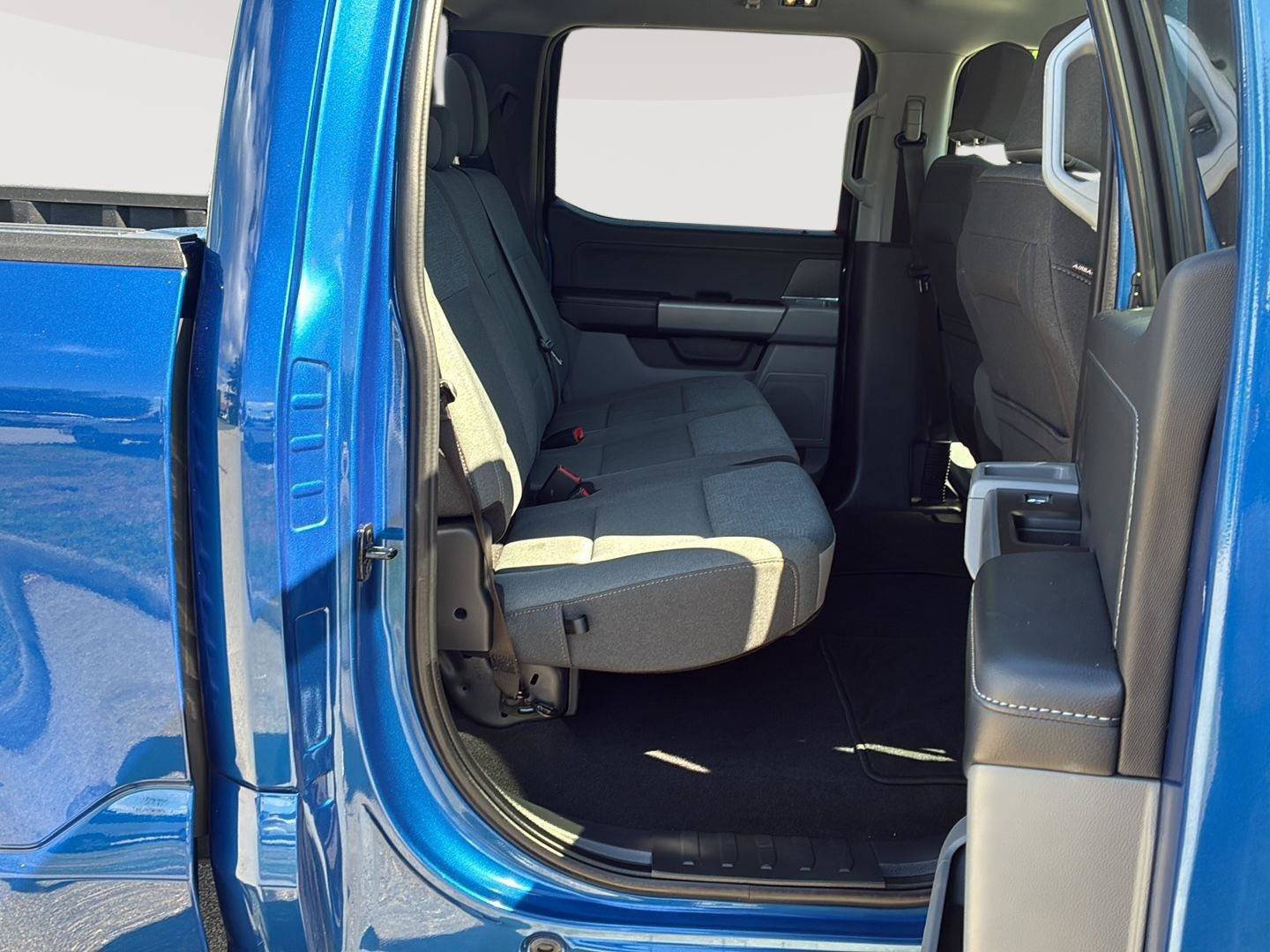 Used 2025 Ford F150 XLT w/ Equipment Group 301A Standard AWD/4WD image 18
